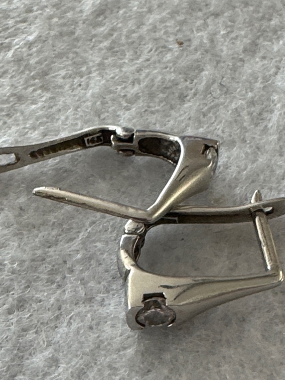 14k White Gold Teardrop Hoop Earrings - Minimalist Silver Design - Picture 5 of 5